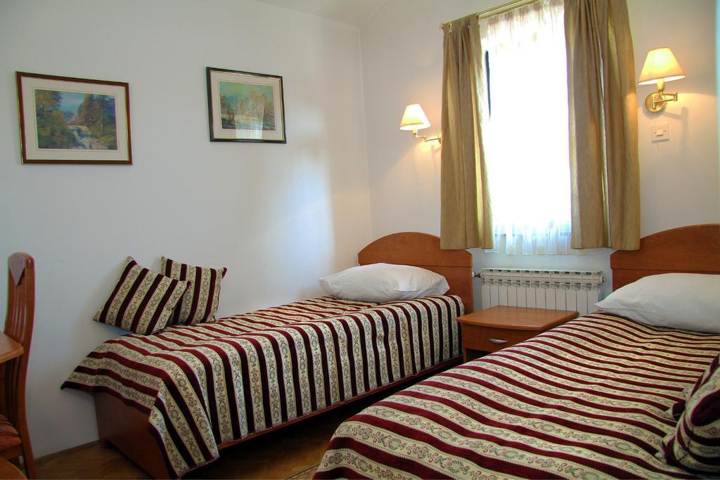 Gea Bed And Breakfast Generalski Stol Ruang foto